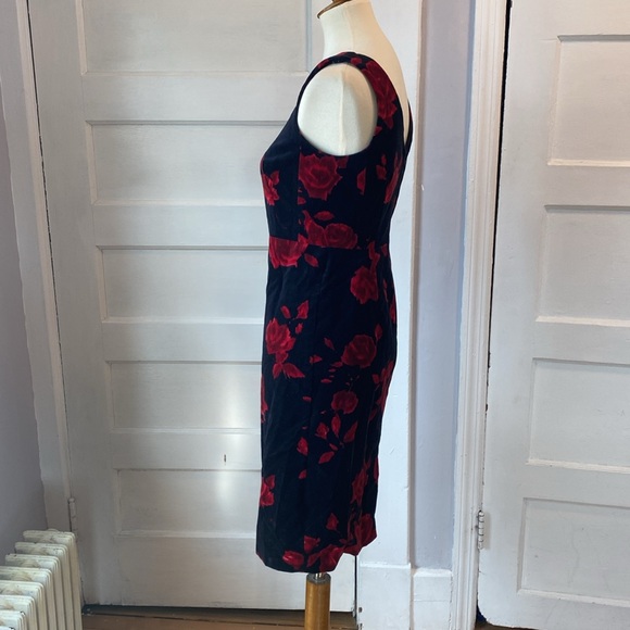 Talbots Black and Red Floral Velvet Dress, Size 4P - Picture 11 of 15